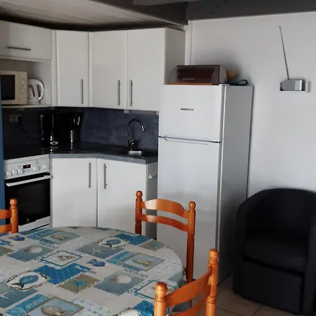 Maisonnette Cosy A Barbatre, Bordure Foret, Proche - Fr-1-823-6 Barbâtre